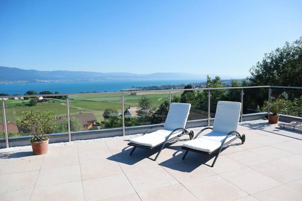 Chalet With Stunning Lake And Mountain Views Avec Une Vue A Couper Le Souffle, Une Spacieuse Terrasse Et Jardin Chatillon  Exteriör bild